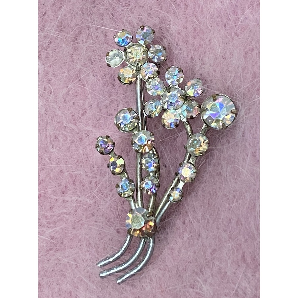 Vintage Charming Bouquet Austrian iridescent crystal daisies Brooch Pin Sparkle